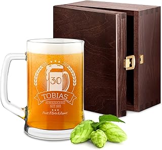 Maverton Bierkrug mit Gravur – Personalisierte Geschenke für Männer – 500 ml – Geburtstagsgesch…